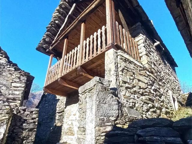 Rustico in vendita a Bannio Anzino, Piemonte