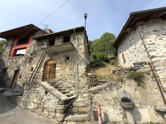 Rustico in vendita a Chiuro, Lombardia