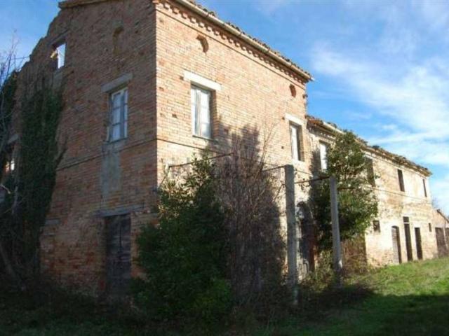 Rustico in vendita a Marche, Macerata