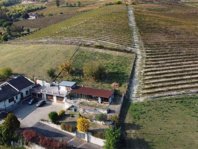 Rustico in vendita a Piemonte, Asti