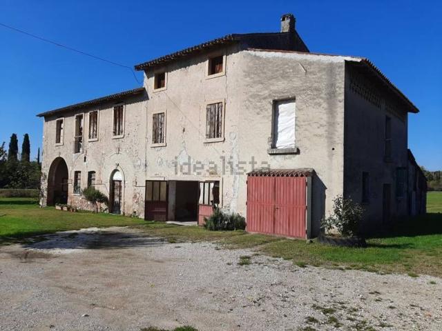 Rustico in vendita a Borghetto, Valeggio Sul Mincio