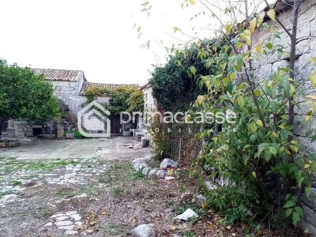 Rustico in vendita a Modica, Tre Casuzze