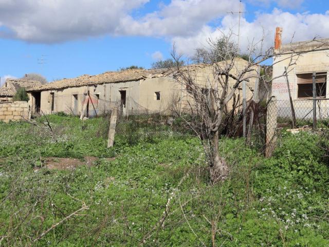 Rustico in vendita a Chiaramonte Gulfi, Sicilia