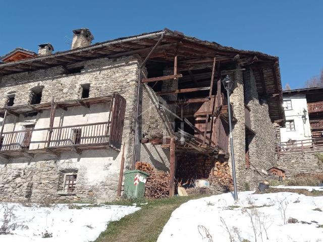 Rustico in vendita a La Salle, Aosta
