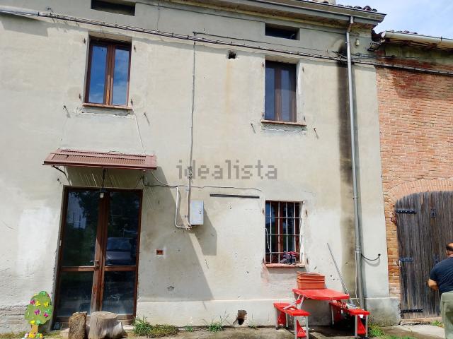 Rustico in vendita a San Secondo Parmense, Reggio Emilia