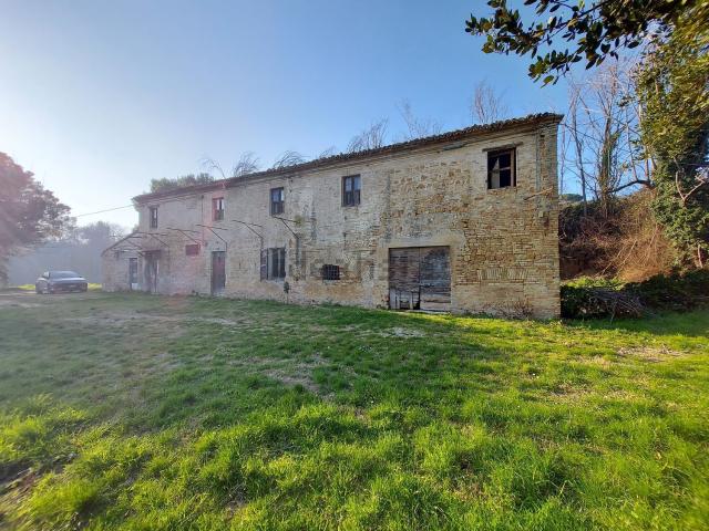 Rustico in vendita a Vismara, Marche