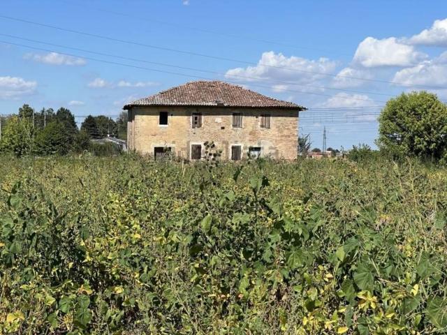 Rustico in vendita a Unione Terre d'Acqua, Crevalcore