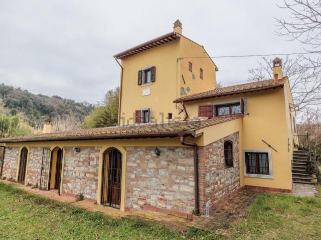 Rustico in vendita a Casciana Terme Lari, Usigliano