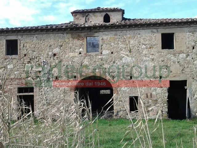 Rustico in vendita a Collesalvetti, Toscana
