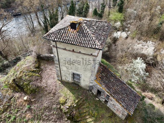 Rustico in vendita a Unione dell'Appennino Bolognese, Gaggio Montano