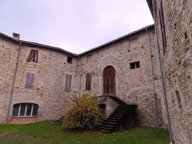Rustico in vendita a Calestano, Reggio Emilia
