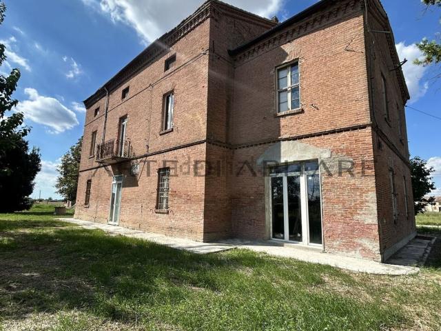 Rustico in vendita a Copparo, Ferrara
