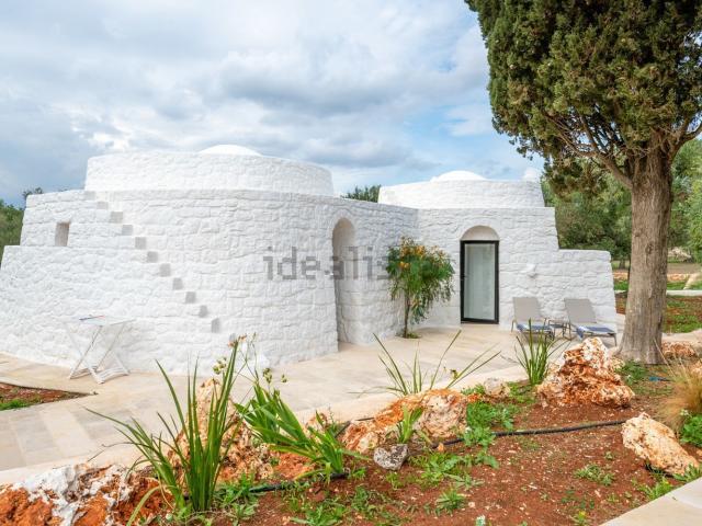 Rustico in vendita a Contrada Badessa, Ostuni