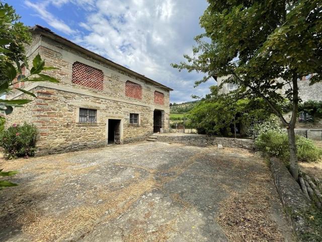 Rustico in vendita a Unione di Comuni Valdarno e Valdisieve, Pontassieve