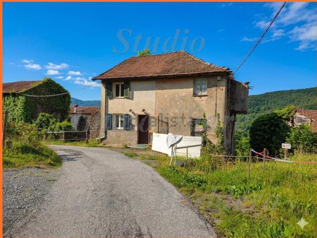 Rustico in vendita a Savignone, Liguria