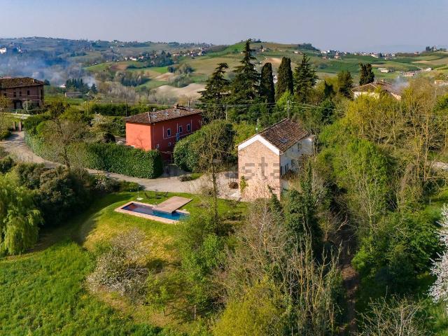Rustico in vendita a Piemonte, Asti