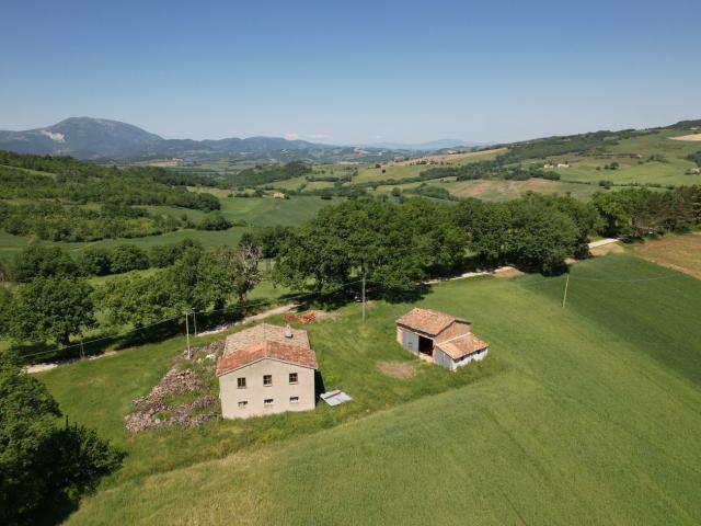 Rustico in vendita a Marche, Pesaro E Urbino