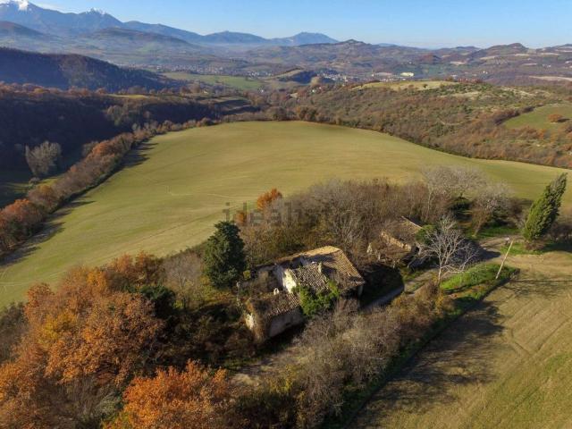 Rustico in vendita a Marche, Pesaro E Urbino