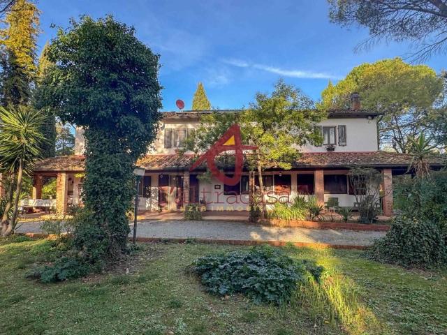 Rustico in vendita a San Miniato, Toscana