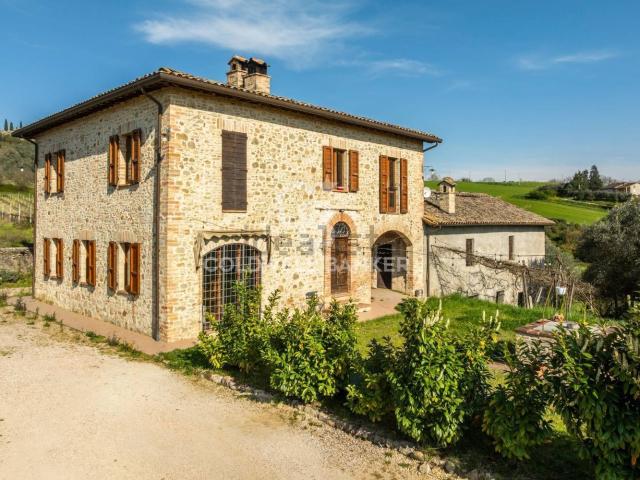 Rustico in vendita a Collazzone, Umbria