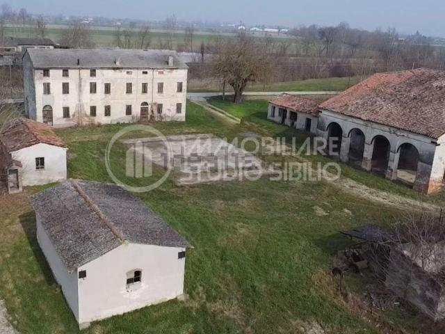 Rustico in vendita a San Benedetto Po, Lombardia