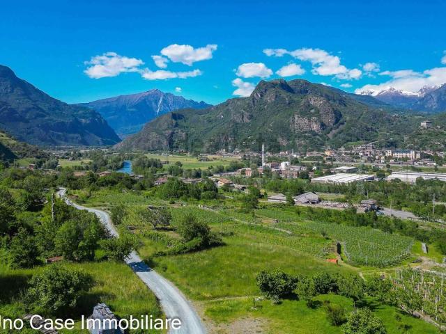 Rustico in vendita a Issogne, Aosta
