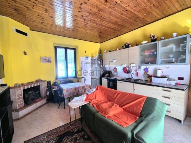 Rustico in vendita a Busnago, Monza e della Brianza