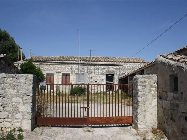 Rustico in vendita a Modica, Tre Casuzze