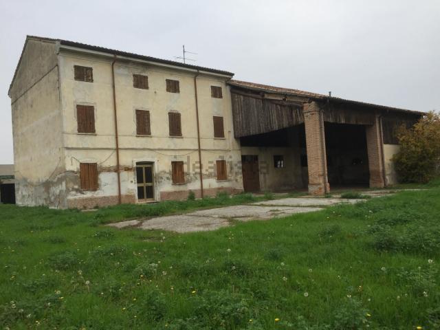 Rustico in vendita a Trevenzuolo, Veneto