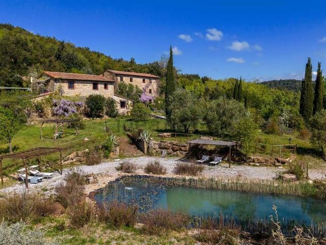 Rustico in vendita a Suvereto, Toscana