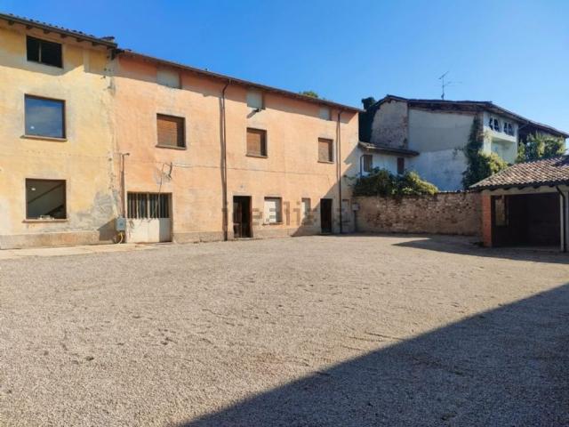 Rustico in vendita a Lonato, Lombardia