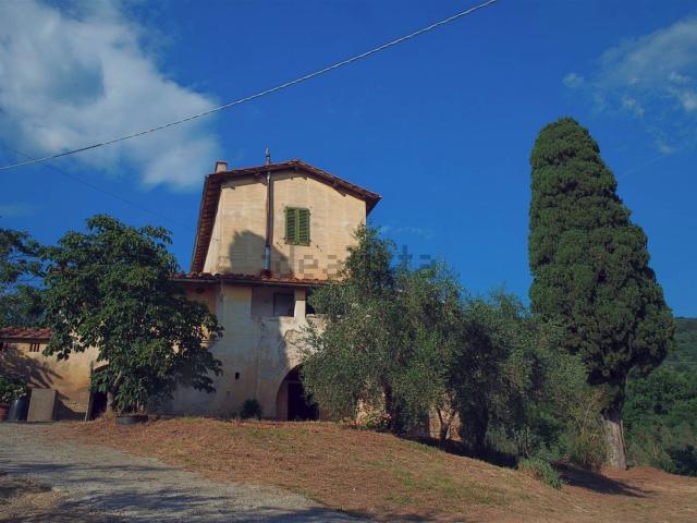 Rustico in vendita a Castelfranco Piandiscò, Toscana
