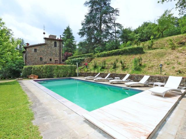 Rustico in vendita a La Pieve, Figline e Incisa Valdarno