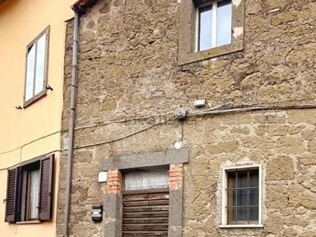 Rustico in vendita a Montefiascone, Lazio