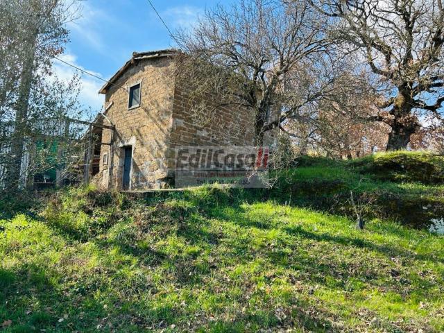 Rustico in vendita a Selvarella, Soriano nel Cimino