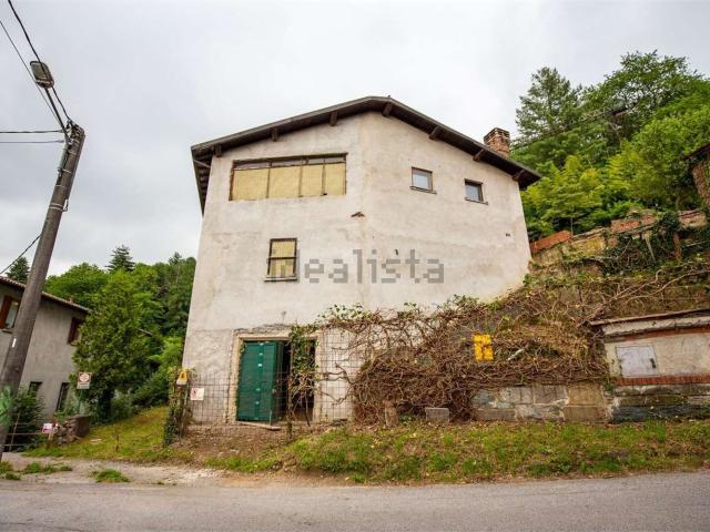 Rustico in vendita a Colle Brianza, Lombardia