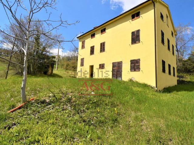 Rustico in vendita a Marche, Fermo