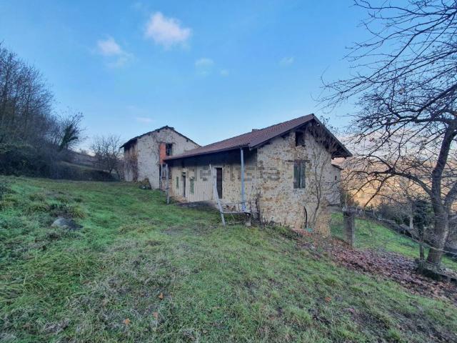 Rustico in vendita a Piemonte, Asti