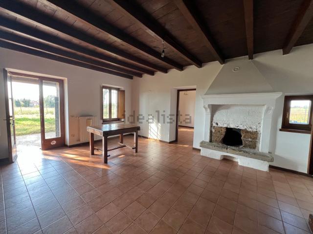 Rustico in vendita a Mongabia, Castelnuovo del Garda