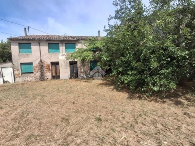 Rustico in vendita a Bovolone, Veneto
