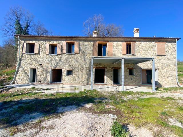 Rustico in vendita a Unione di comuni Valmarecchia, San Leo