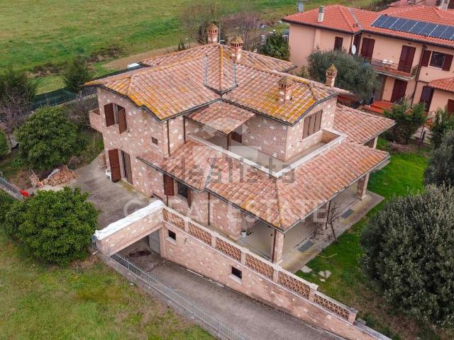 Rustico in vendita a Gioiella, Umbria