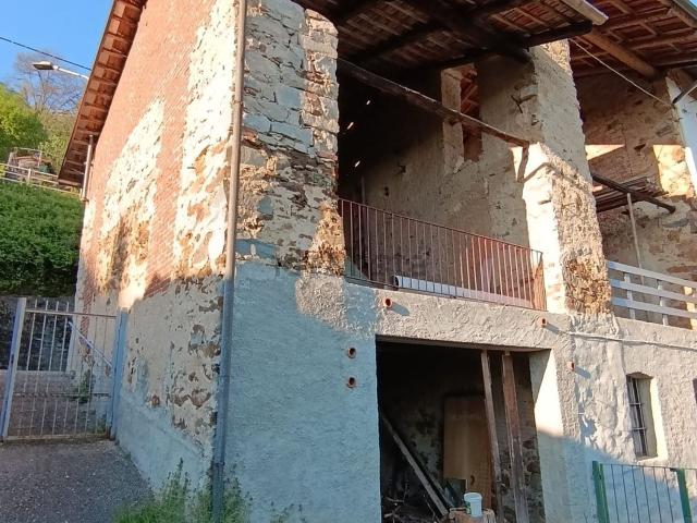 Rustico in vendita a Piemonte, Biella