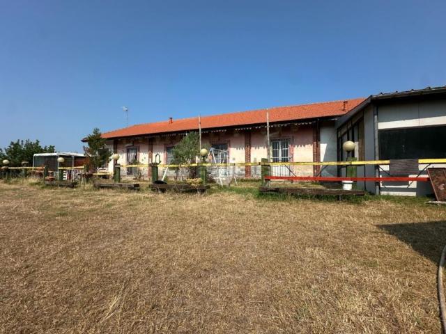 Rustico in vendita a Piemonte, Vercelli