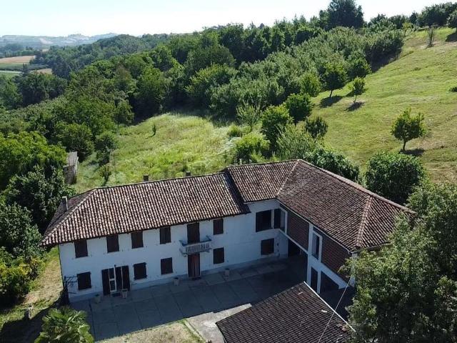 Rustico in vendita a Piemonte, Asti
