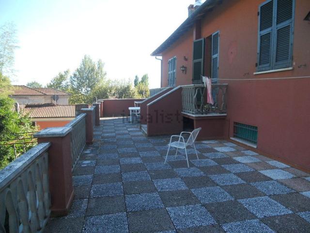 Rustico in vendita a Castelnuovo Magra, Liguria