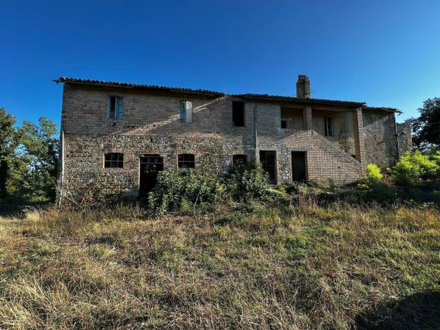 Rustico in vendita a Santa Tecla, Assisi