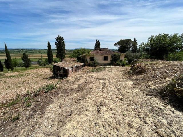 Rustico in vendita a Lucignano, Toscana