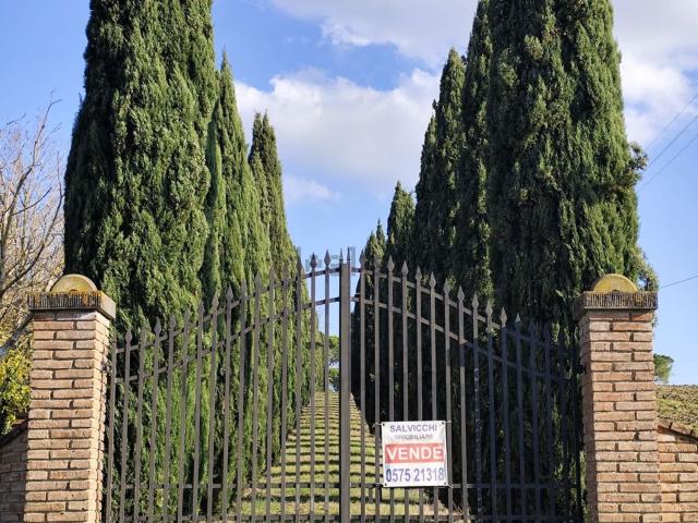 Rustico in vendita a Cortona, Toscana