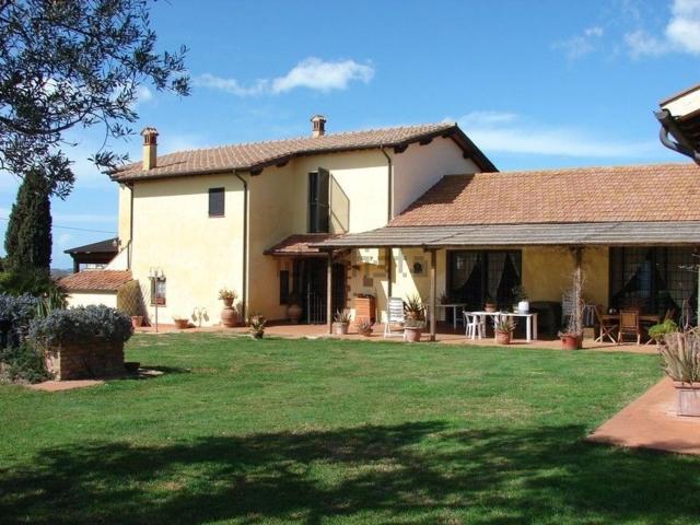 Rustico in vendita a Quattro Strade, Orbetello